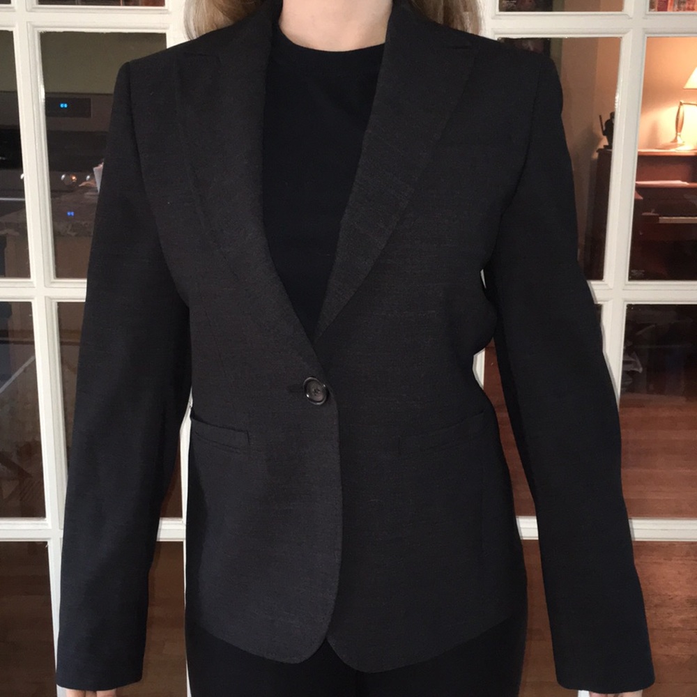 🕶 Ann Taylor Wool Blazer 🕶 - Picture 2 of 4